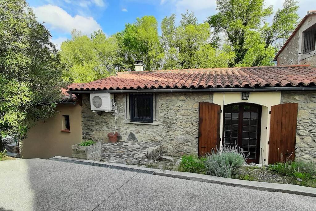 Gite De Charme Dans Mas Catalan Prades  Εξωτερικό φωτογραφία